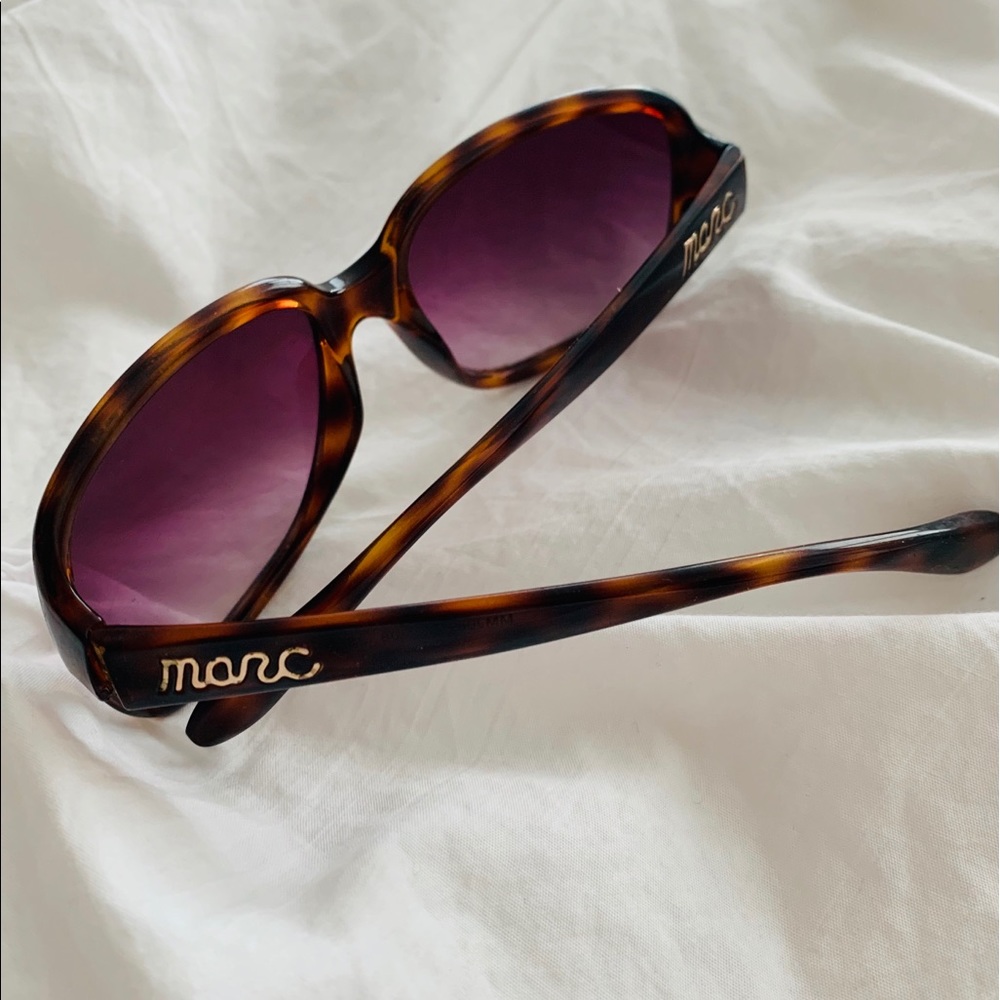 Marc by Marc Jacobs 🕶 Tortoise Shell Sunglasses